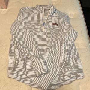 Vineyard vines sweatshirt